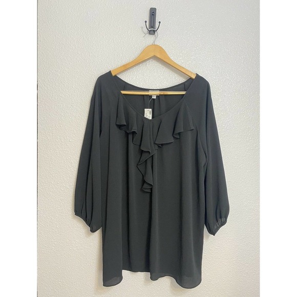 Avenue NWT 22/24 Ruffle V Neck Blouse Button Up - Picture 3 of 4